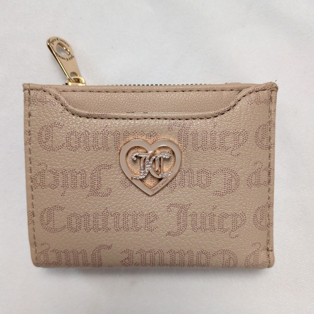 Juicy Couture Beige Monogram Bifold Wallet Heart Logo Gold‎ Tone